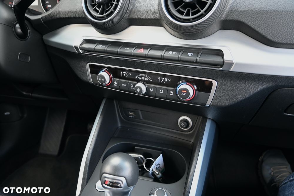 Audi Q2 1.6 TDI S tronic design - 24