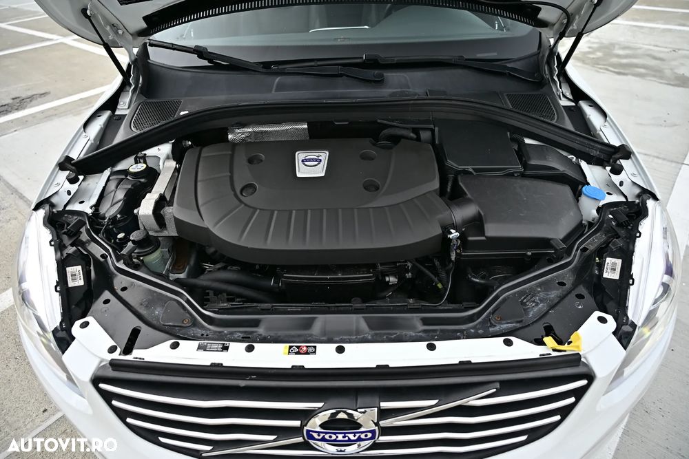 Volvo XC 60 D5 AWD Aut. Summum - 36