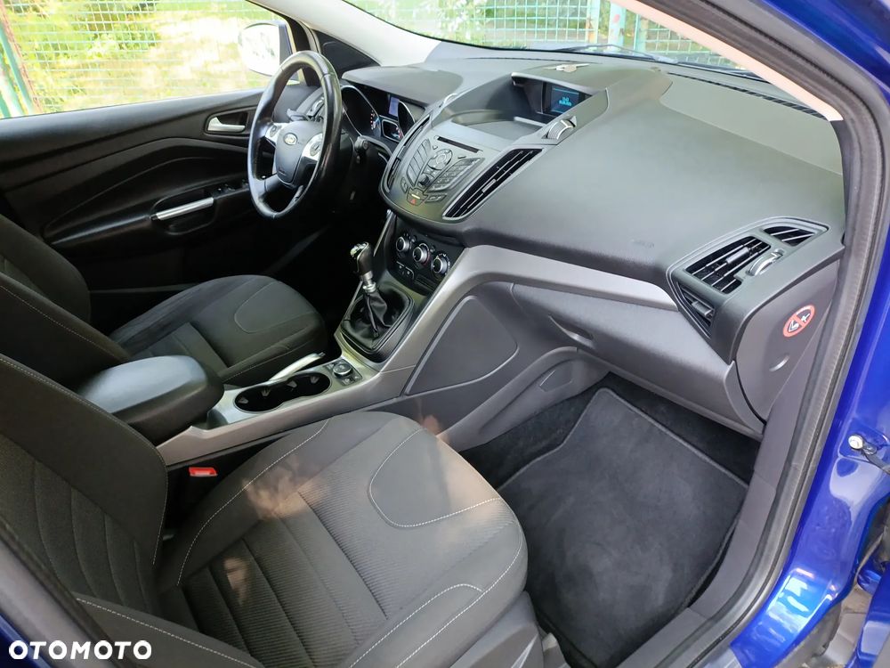 Ford Kuga 2.0 TDCi 4x4 Trend - 6