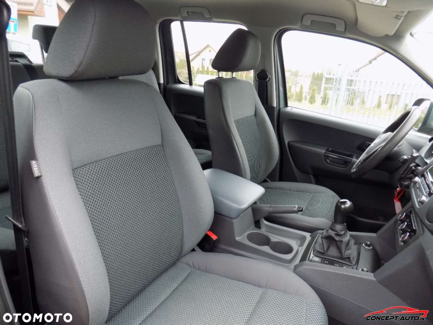 Volkswagen Amarok - 25