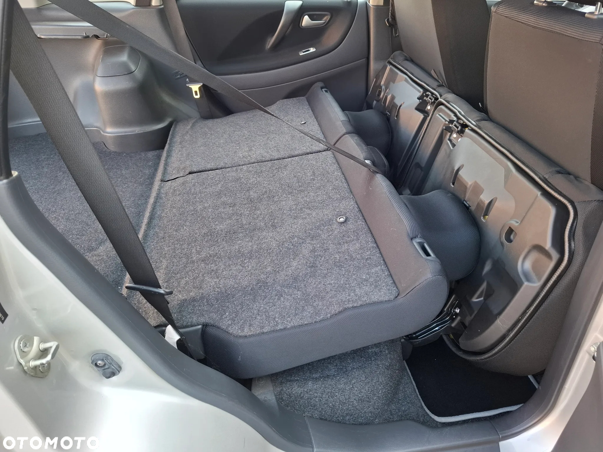 Suzuki Liana 1.6 Comfort - 9