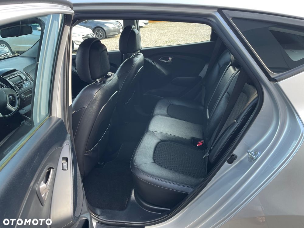 Hyundai ix35 1.6 2WD blue Style - 9
