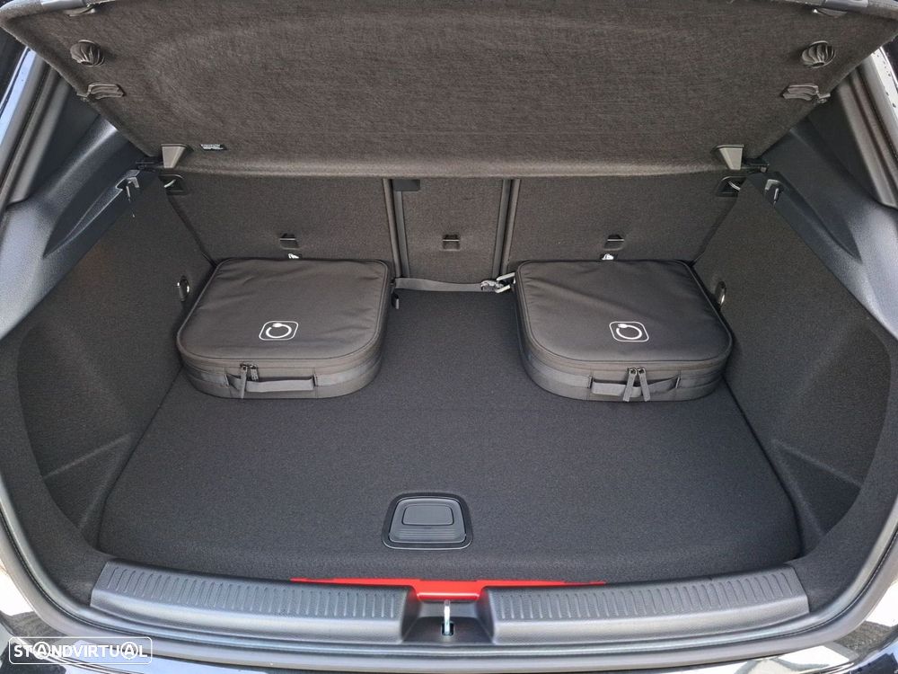 Mercedes-Benz A 250 e - 27