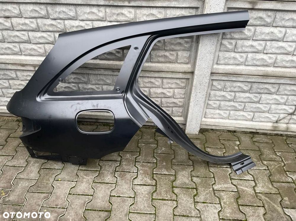 Mercedes C Klasa 205 Kombi Błotnik Tył Prawy A205 - 1