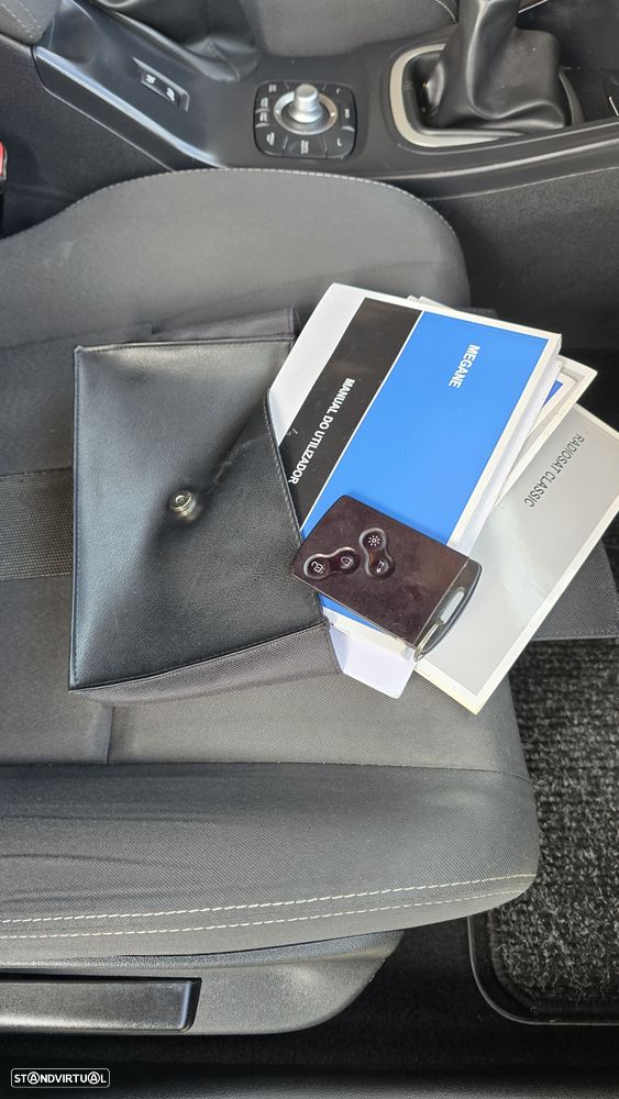 Renault Mégane Sport Tourer 1.5 dCi Dynamique CO2 Champion - 13