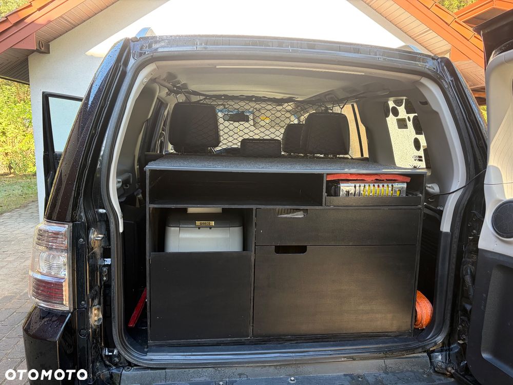 Mitsubishi Pajero 3.2 DID Instyle - 19