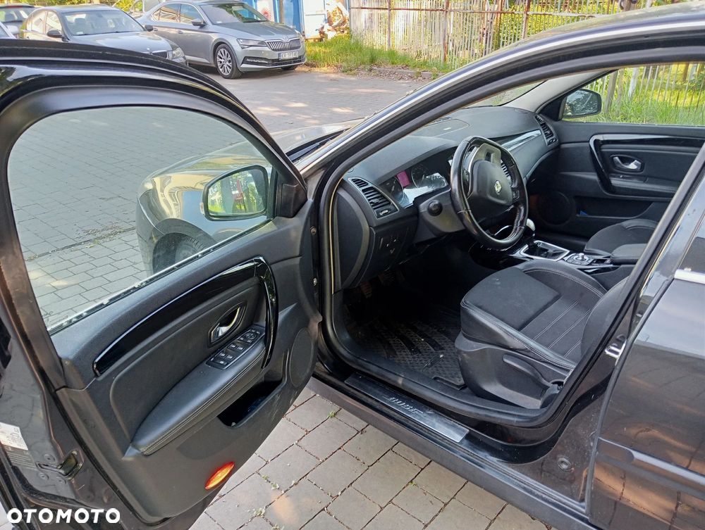 Renault Laguna 2.0 dCi Bose Edition - 9