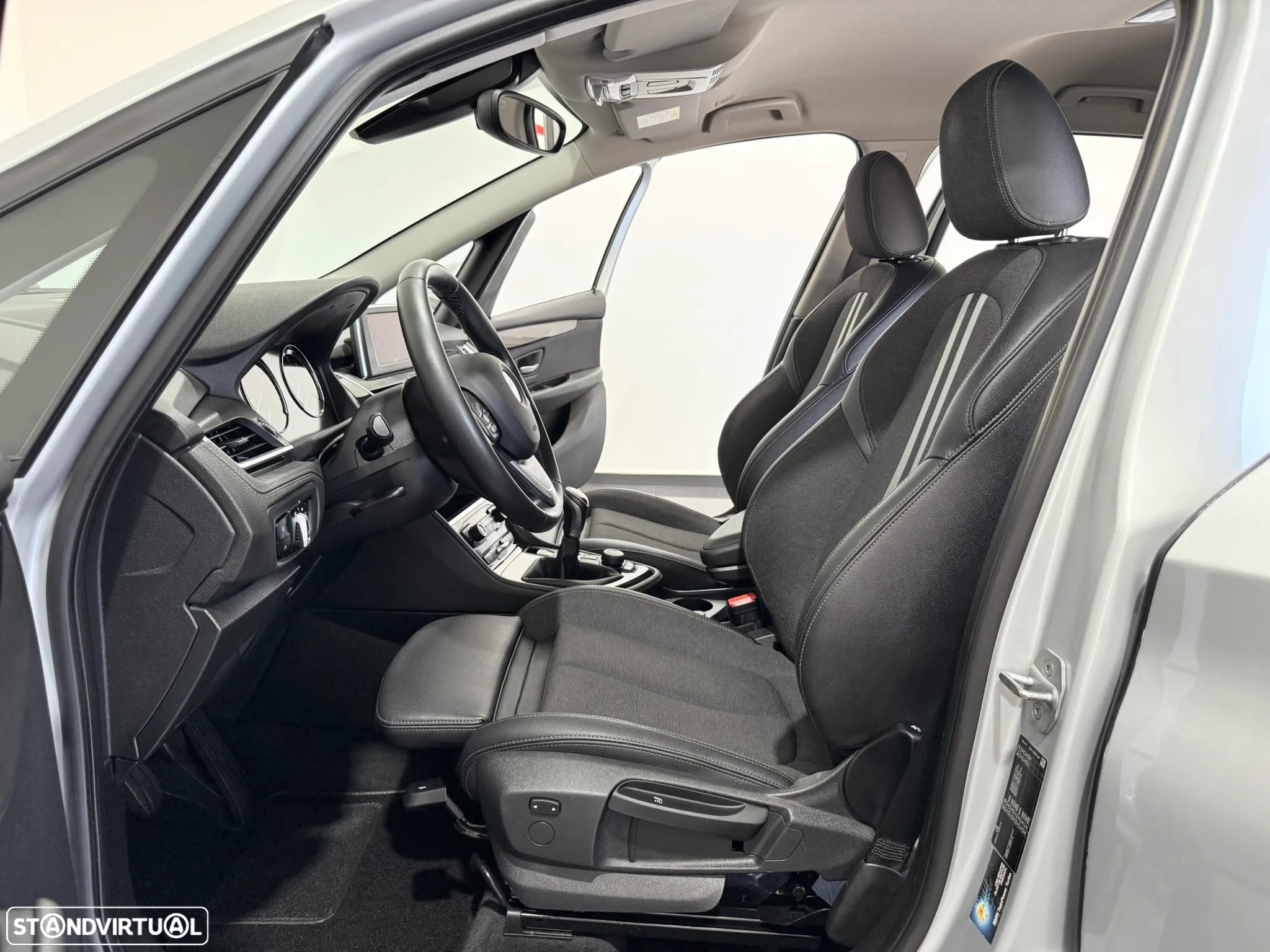 BMW 216 Gran Tourer d 7L Advantage - 28