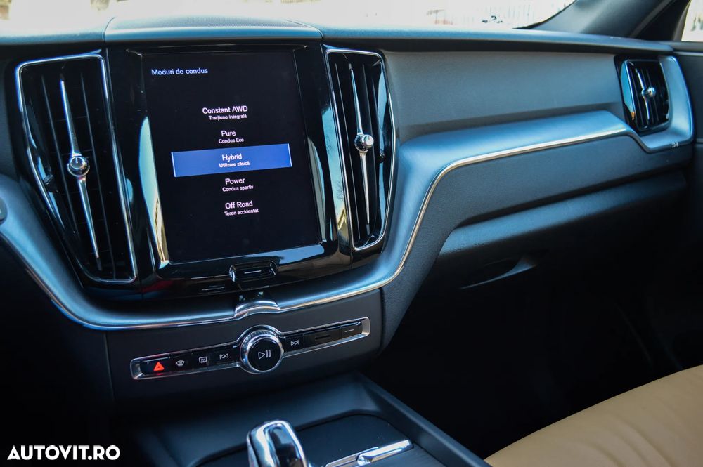 Volvo XC 60 Recharge T8 Twin Engine eAWD Inscription - 12