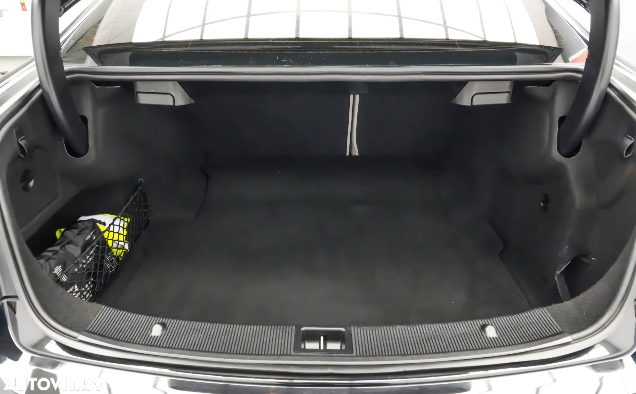 Mercedes-Benz E 350 CDI BlueEfficiency Aut. - 24