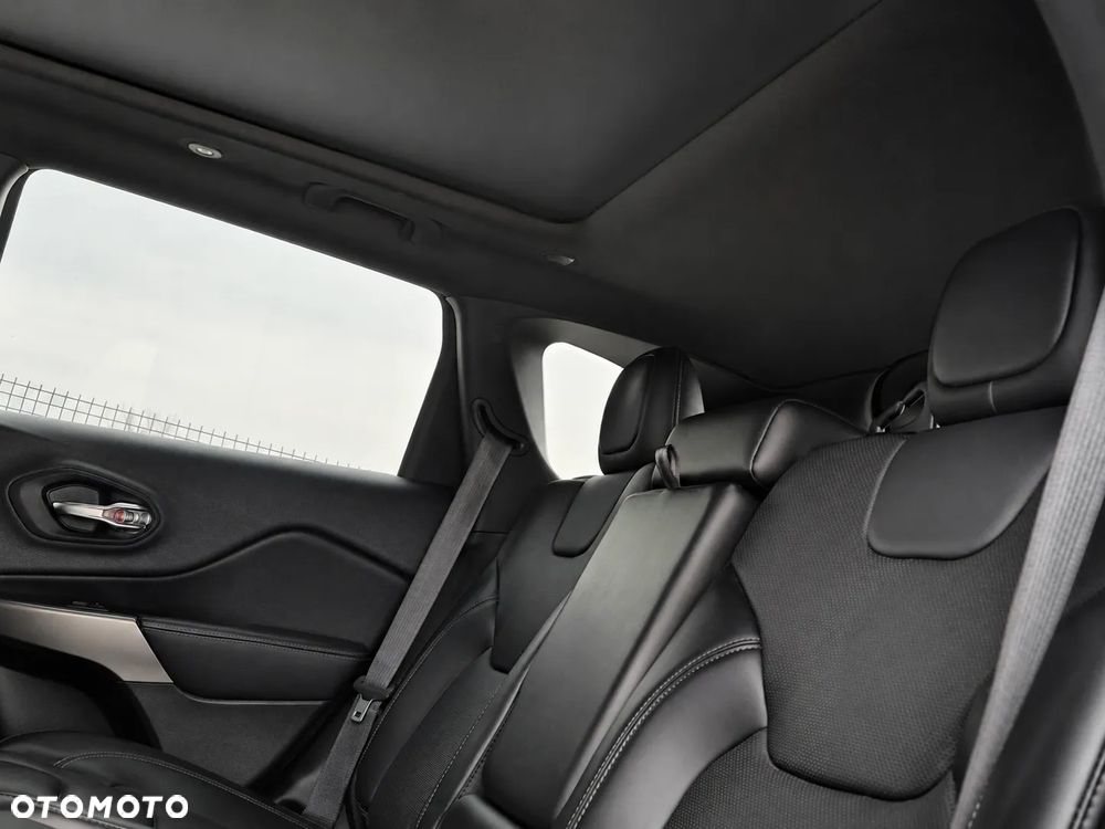Jeep Cherokee 2.0 GME Active Drive I Night Eagle - 11