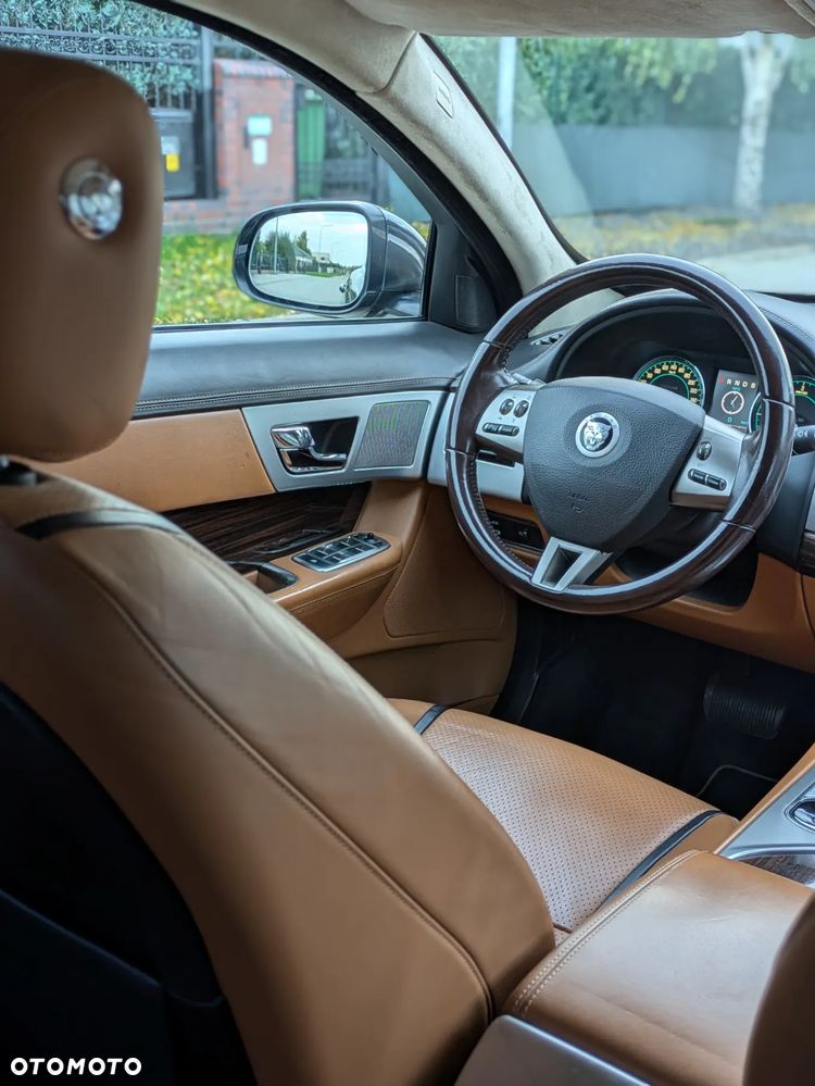 Jaguar XF 3.0 V6 D S Premium Luxury - 6