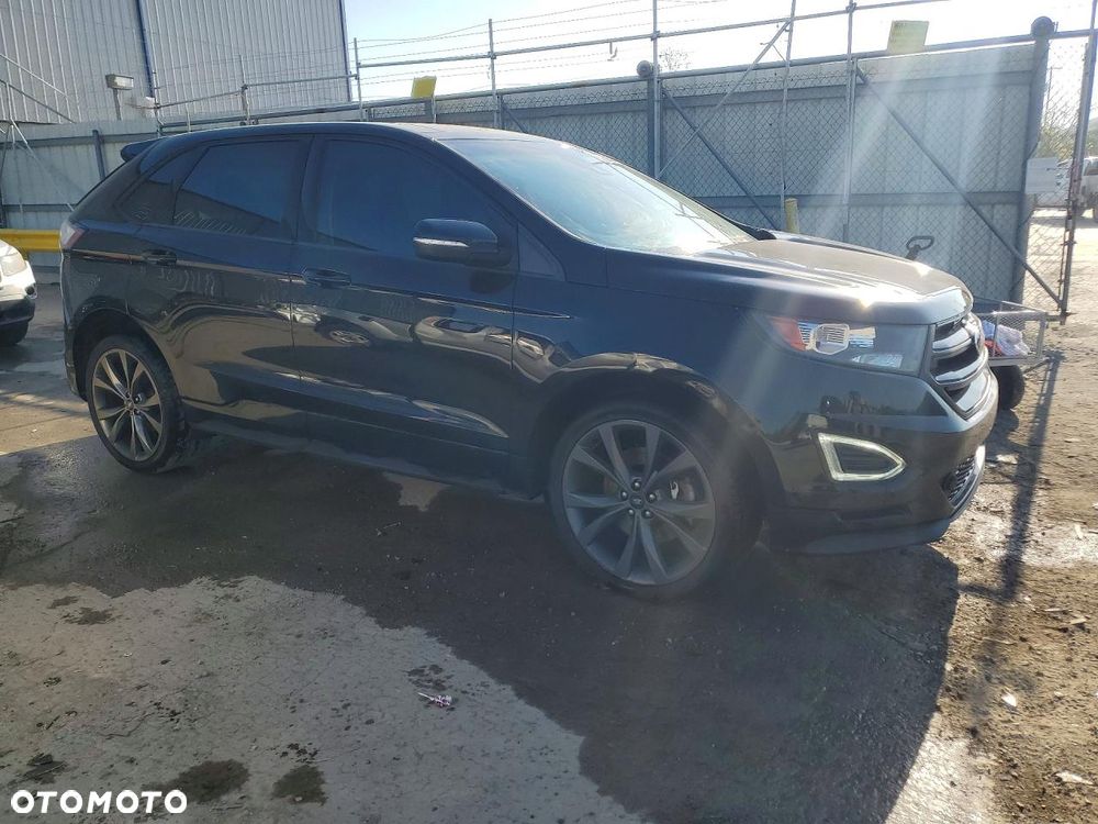 Ford Edge - 3