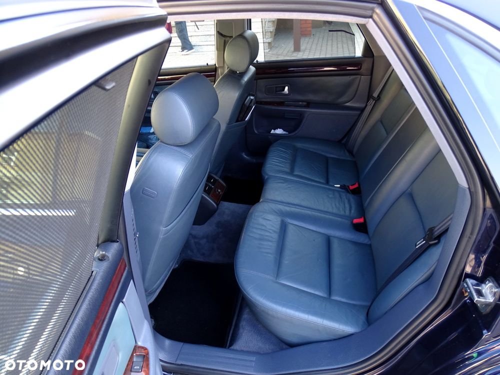 Audi A8 - 11
