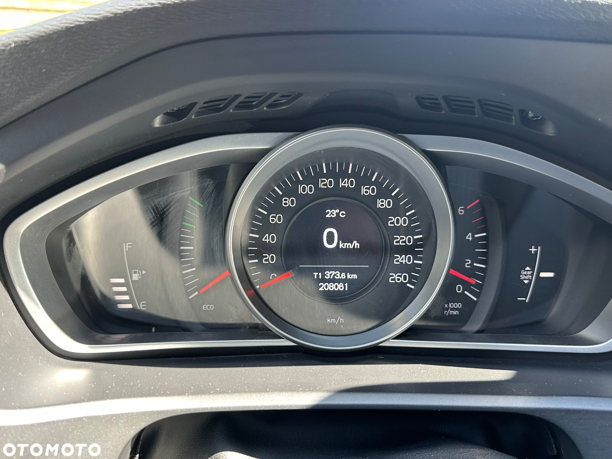 Volvo V40 D2 - 22