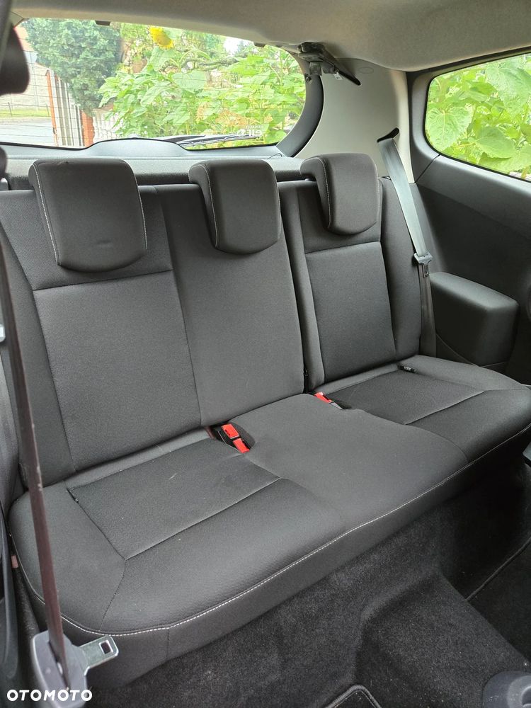 Renault Clio 1.2 16V 75 Yahoo - 14