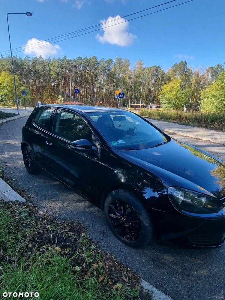 Volkswagen Golf - 1