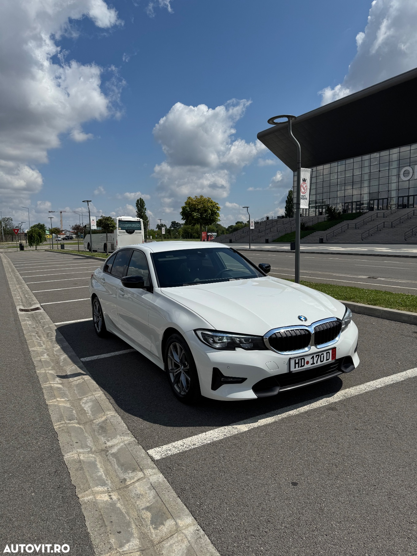 BMW Seria 3 320d GT Aut. - 9