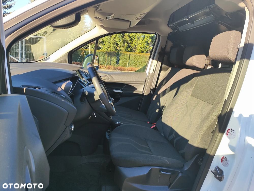 Ford Transit Connect - 8