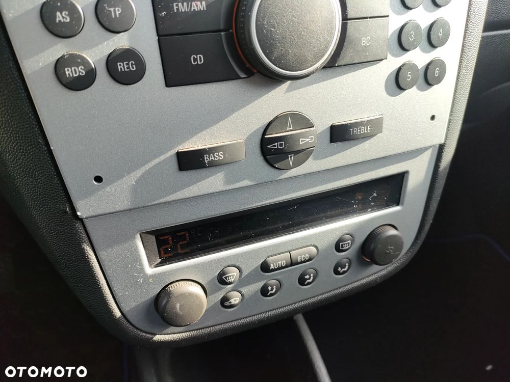 Opel Corsa 1.0 12V Cosmo - 12