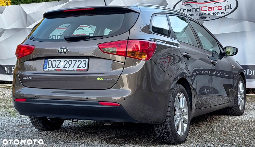 Kia Ceed 1.6 CRDi 128 Vision - 26