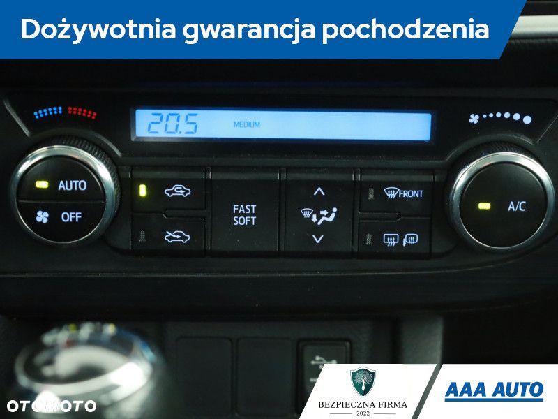 Toyota Auris - 12