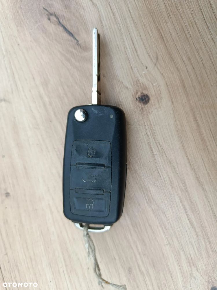 AUDI A8 D3 KLUCZYK PILOT 433MHz 4E0837220M - 1