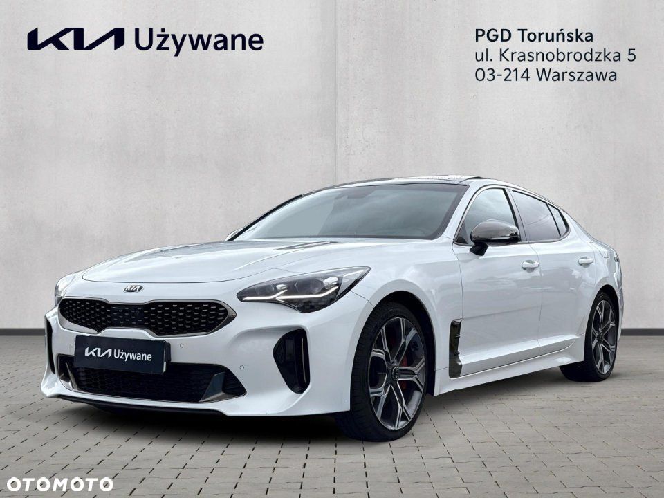 Kia Stinger - 1