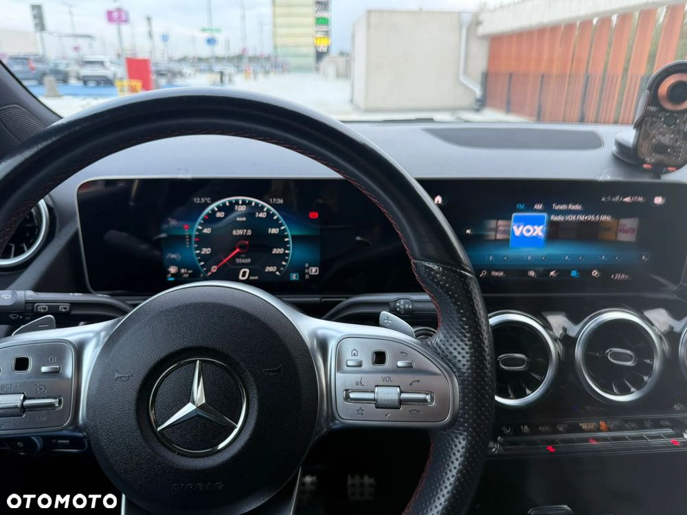 Mercedes-Benz Klasa B 200 d AMG Line 8G-DCT - 8