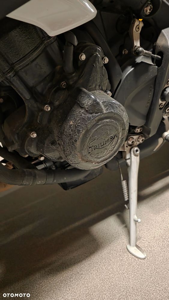 Triumph Street Triple - 15