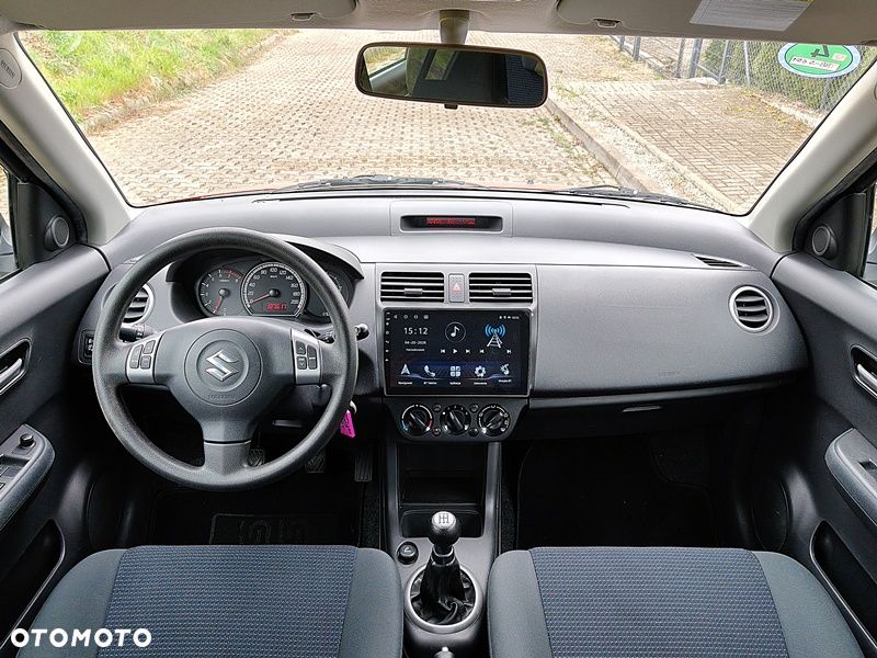 Suzuki Swift 1.3 GS / Premium - 11