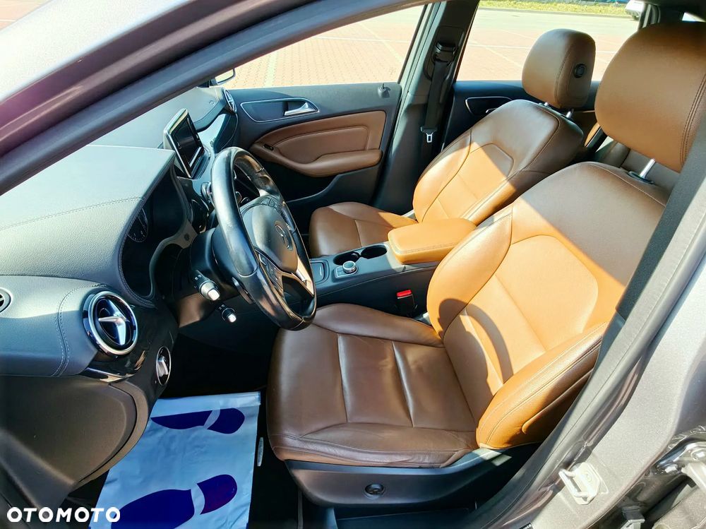 Mercedes-Benz Klasa B 200 CDI (BlueEFFICIENCY) 7G-DCT - 9