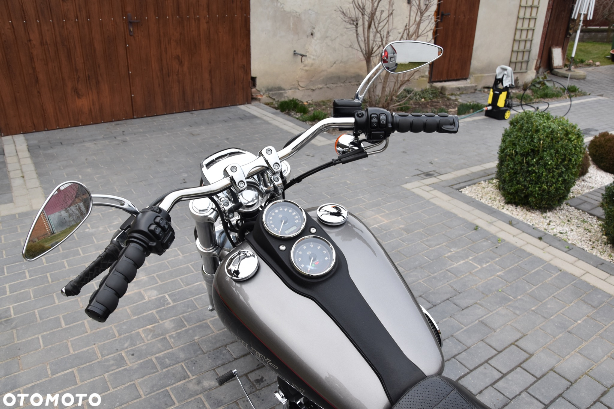 Harley-Davidson Dyna Low Rider - 7