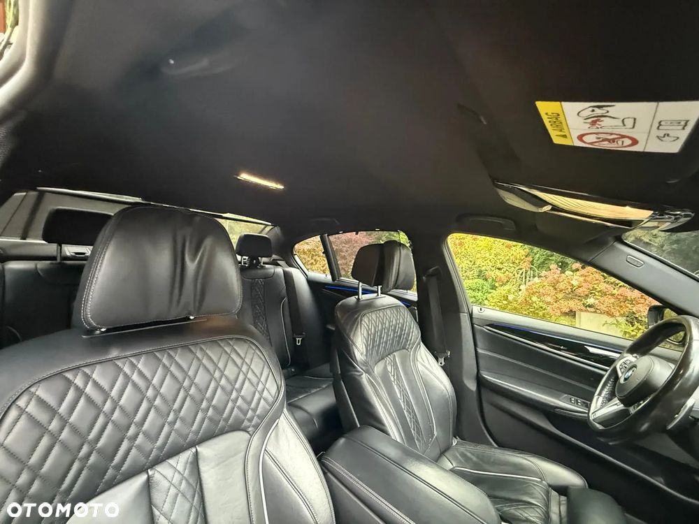 BMW Seria 5 530i xDrive M Sport sport - 12