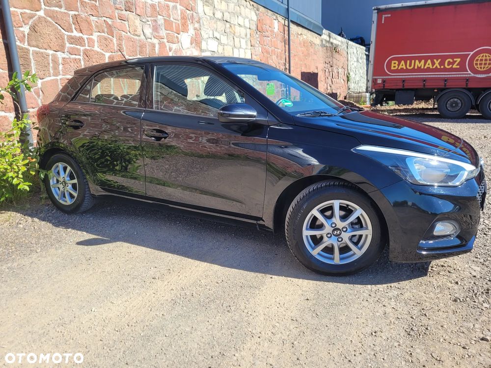 Hyundai i20 blue 1.2 Classic - 7
