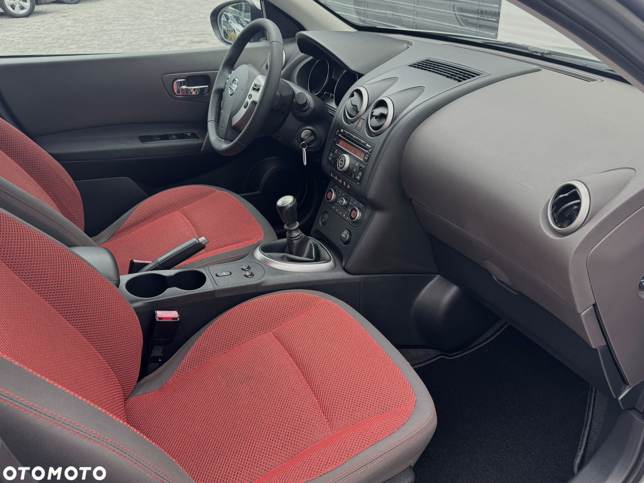 Nissan Qashqai 2.0 Acenta - 25