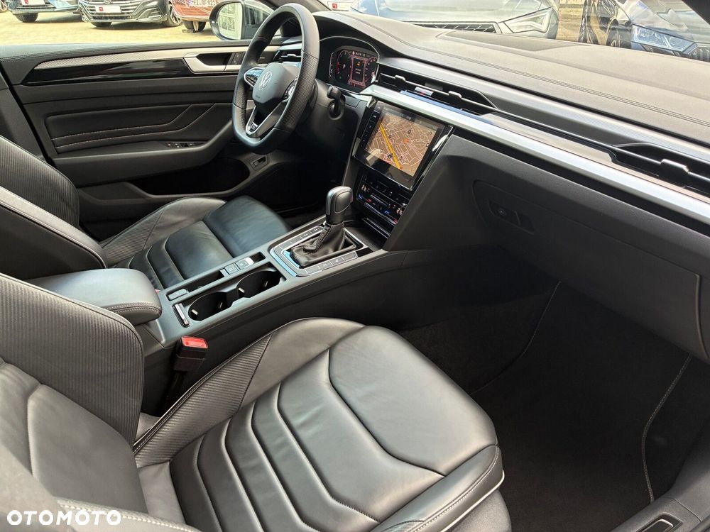 Volkswagen Arteon 2.0 TDI R-Line DSG - 33