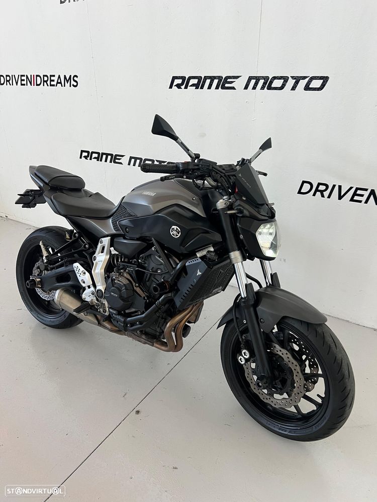 Yamaha MT-07 - 17
