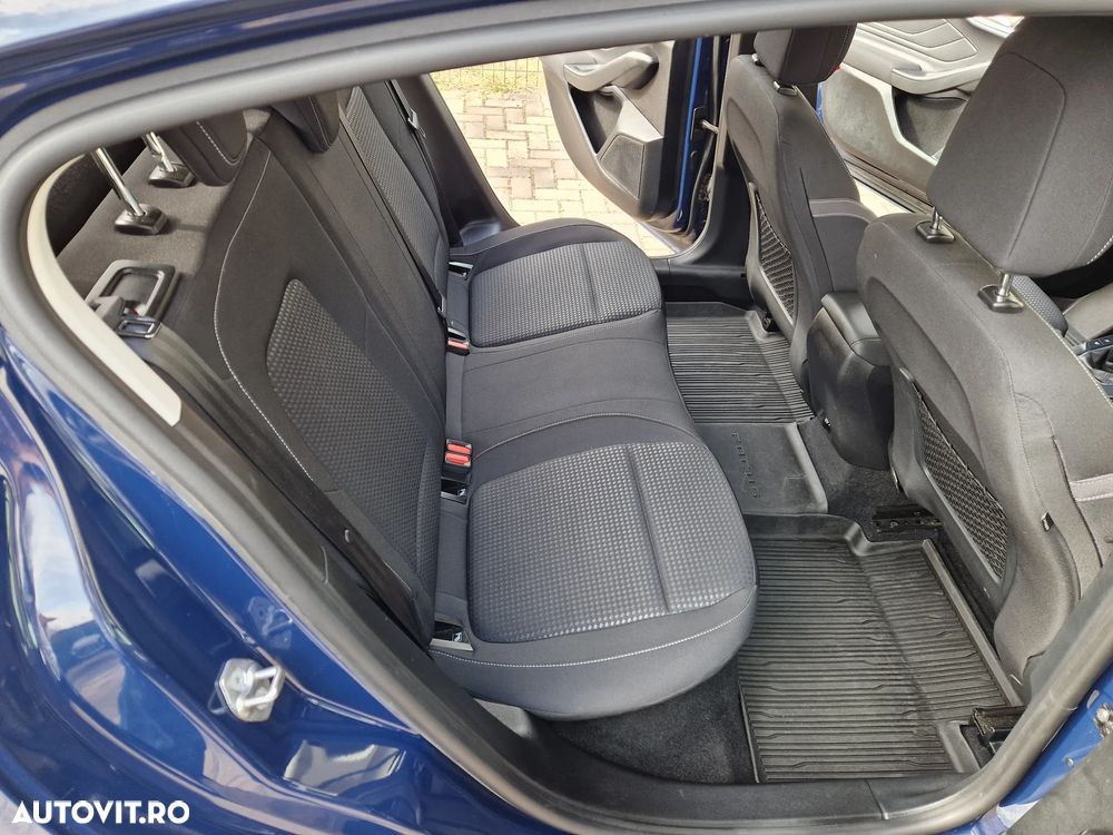 Ford Focus 1.0 EcoBoost Titanium Business - 19