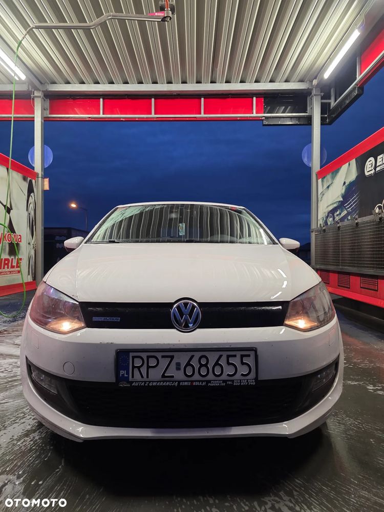 Volkswagen Polo - 2