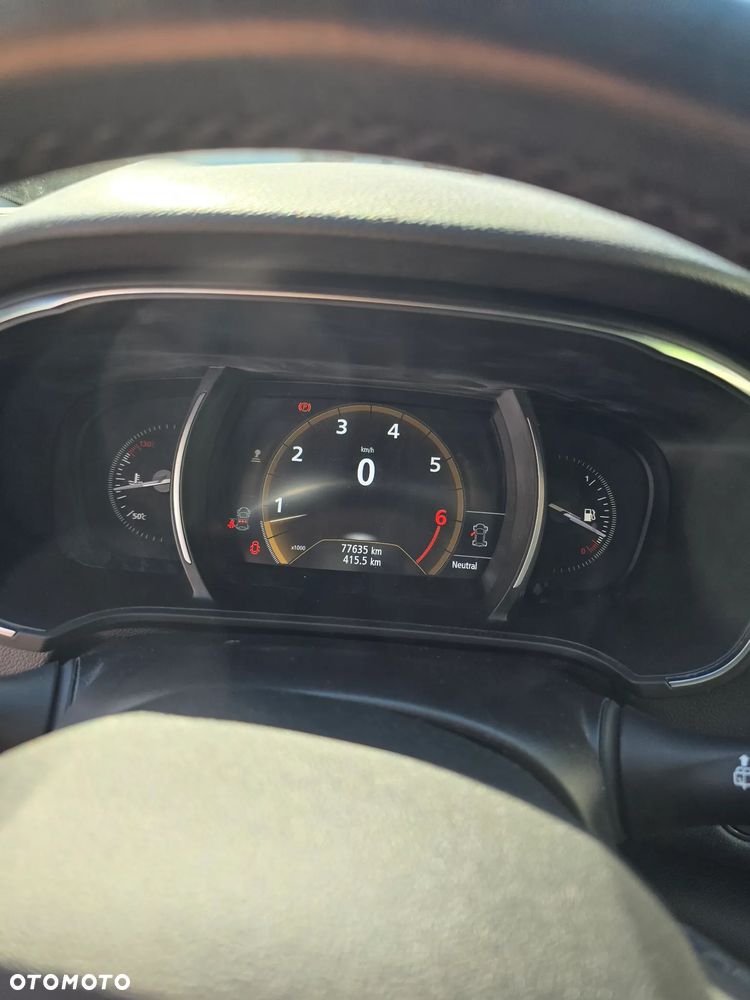 Renault Megane TCe 140 GPF INTENS - 11