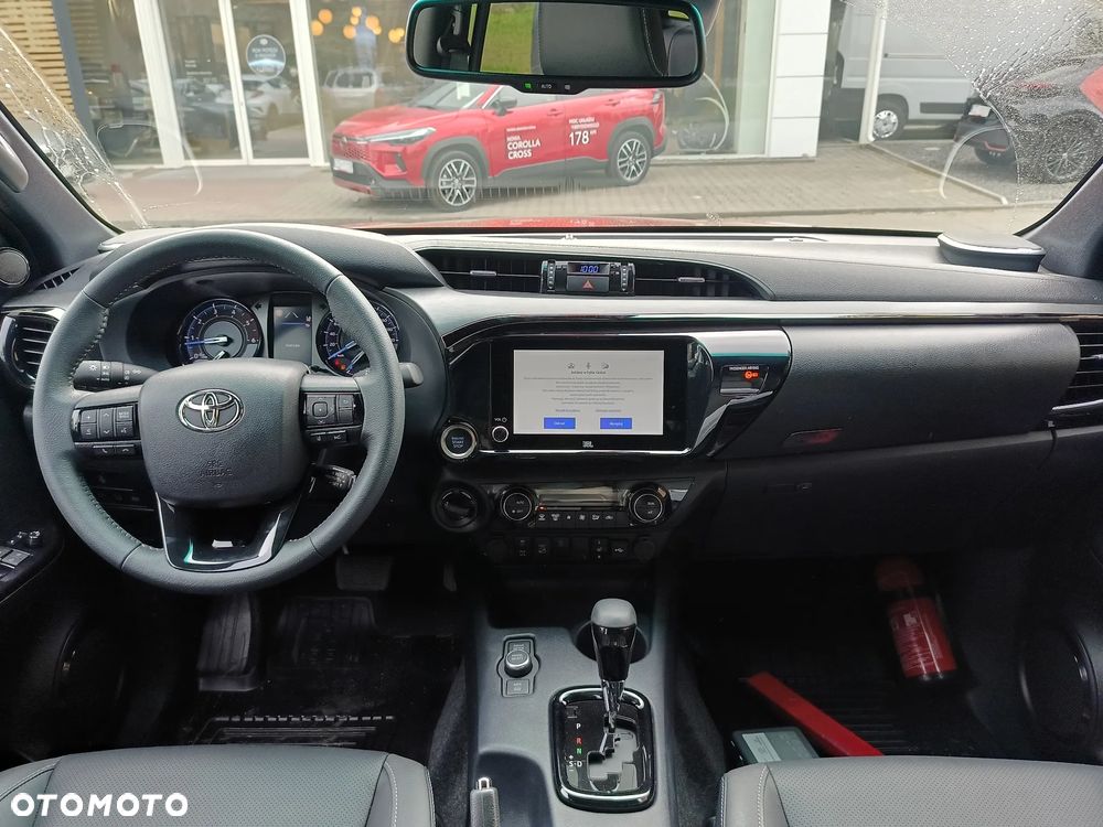 Toyota Hilux 2.8 D-4D mHEV Double Cab Invincible 4x4 - 8
