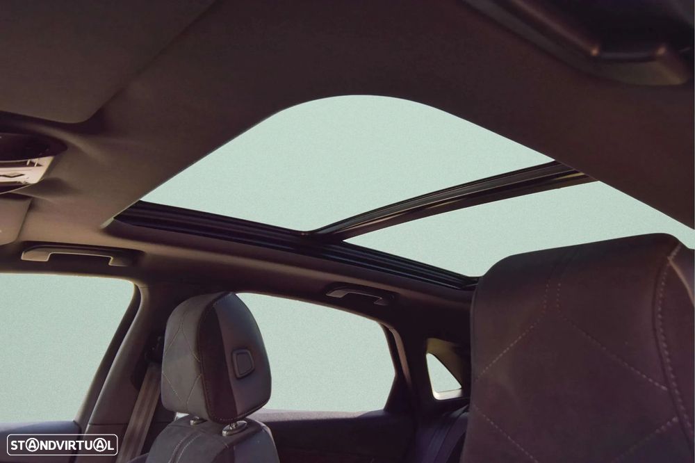 DS DS7 Crossback E-Tense Performance Line+ EAT8 - 17