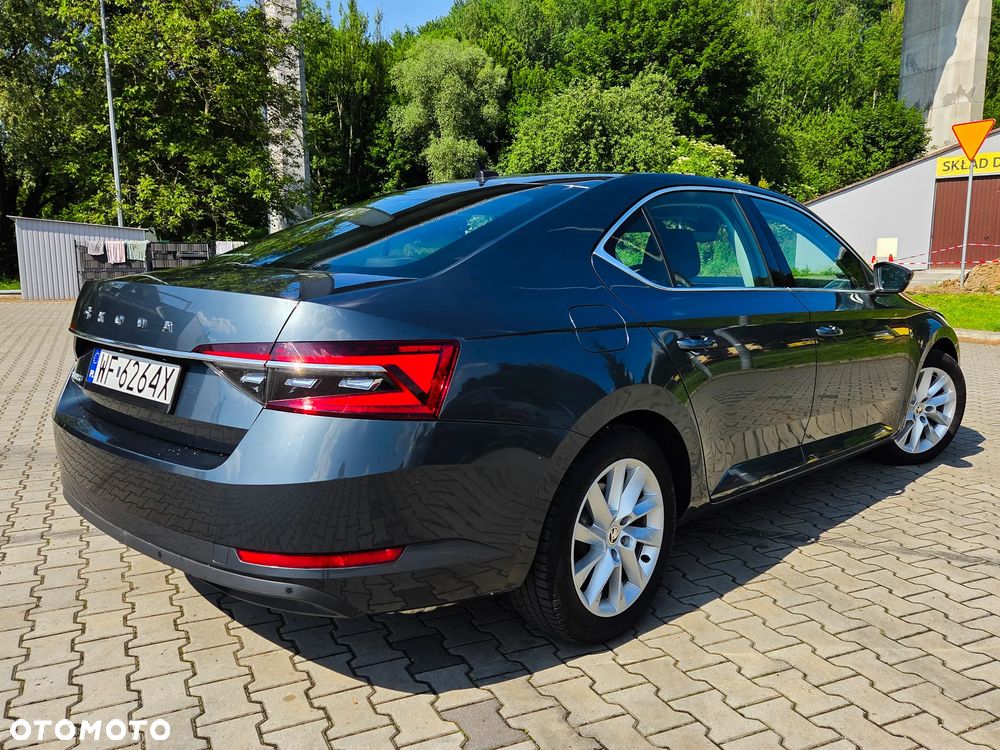 Skoda Superb 2.0 TSI Ambition DSG - 3