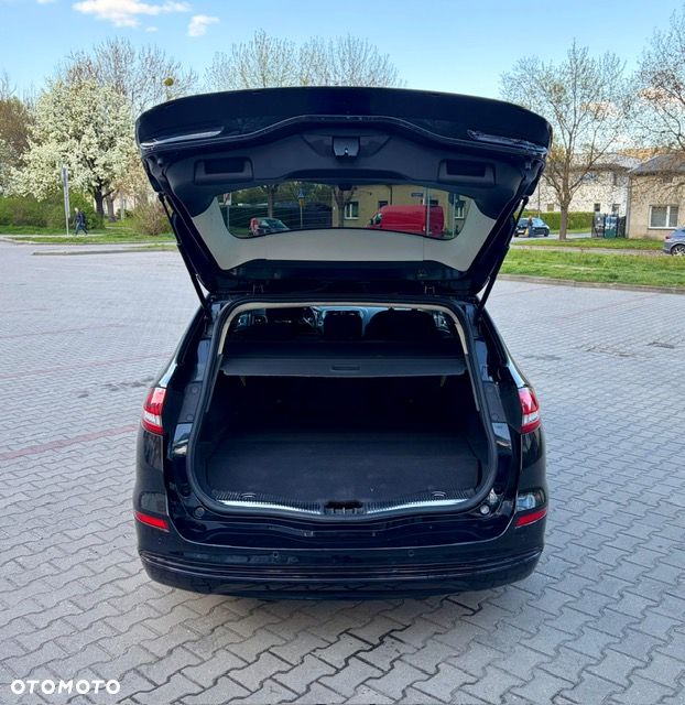 Ford Mondeo 2.0 Hybrid Titanium - 9