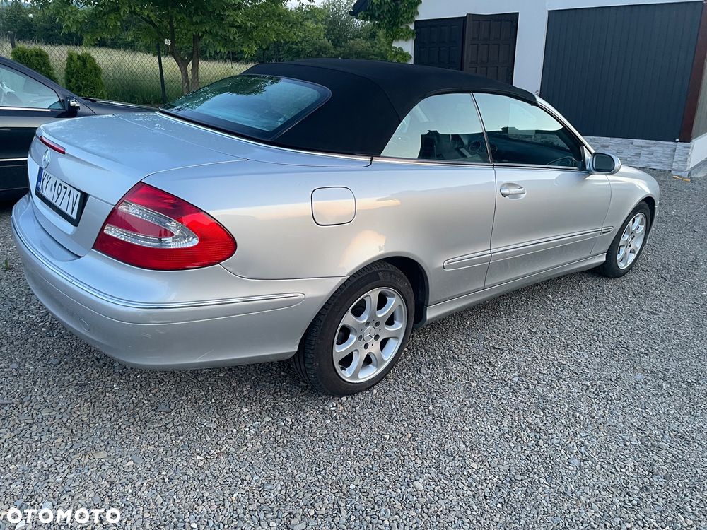Mercedes-Benz CLK - 6