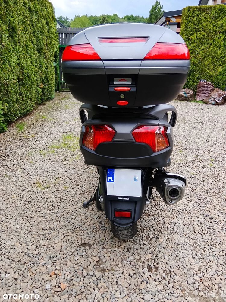 Suzuki Burgman - 15