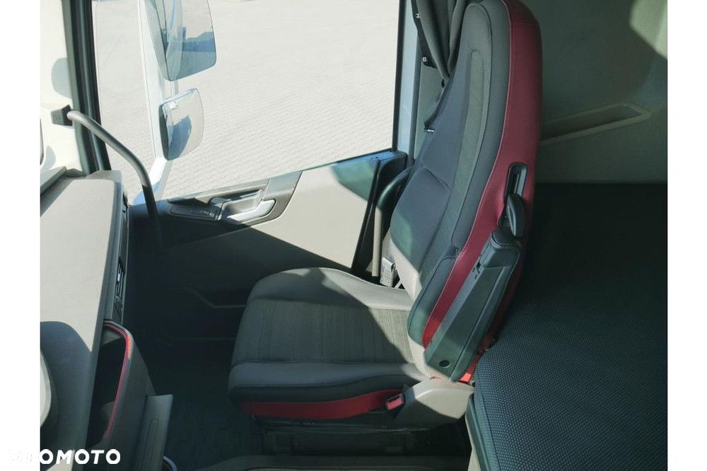 Volvo FH500 Low Deck Mega / ACC / GLOBETROTTER XL / 645270 - 9