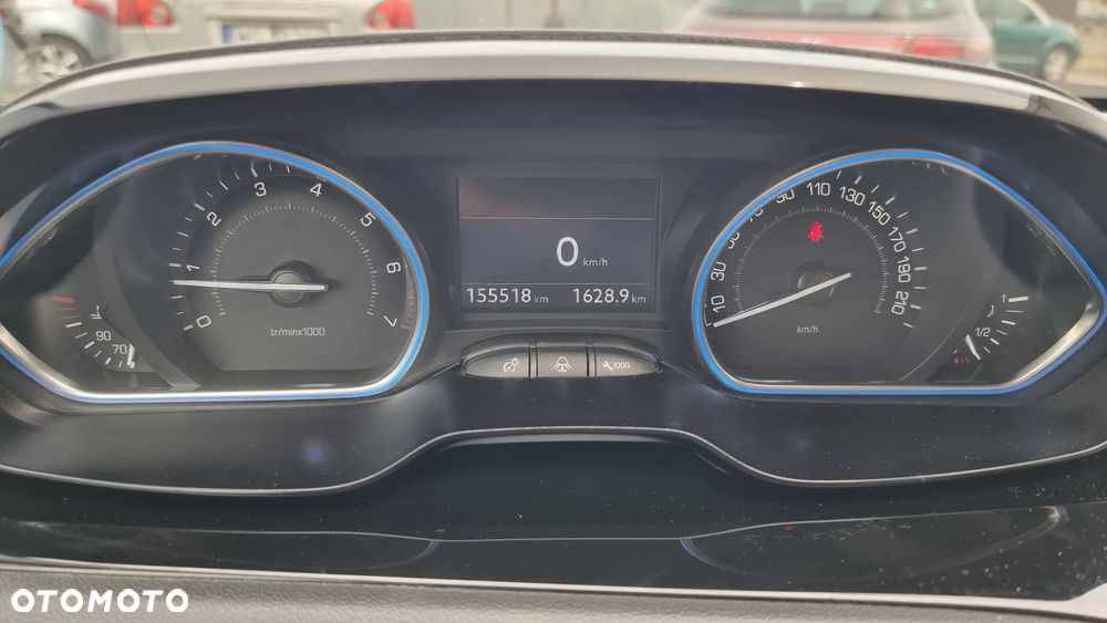 Peugeot 208 1.6 THP Allure - 13