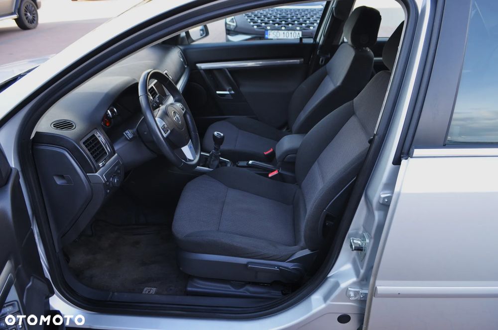 Opel Vectra 2.2 Comfort - 26
